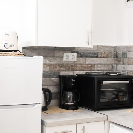 Beautiful Apartment In Athens. ภายนอก รูปภาพ