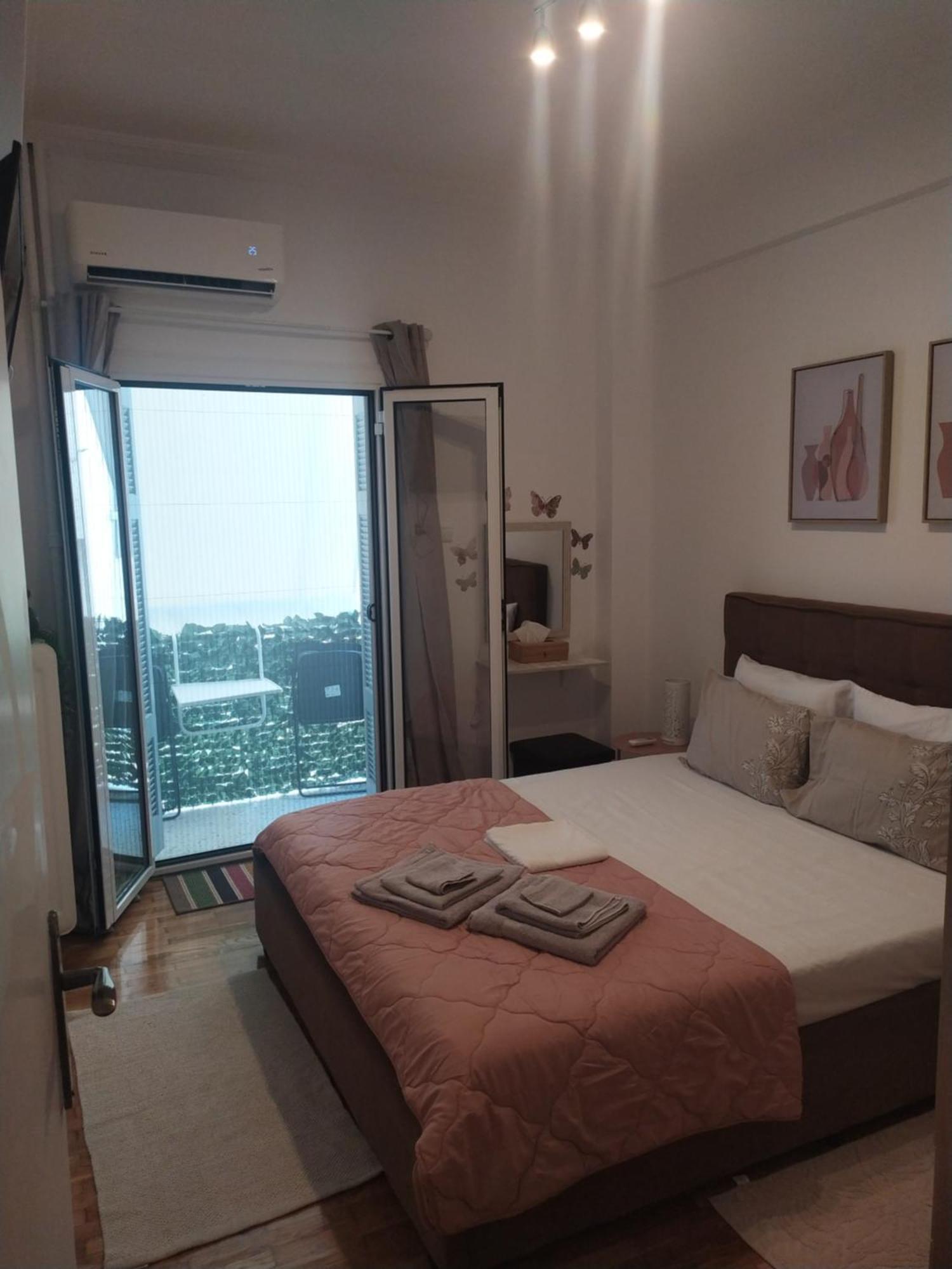 Beautiful Apartment In Athens. ภายนอก รูปภาพ