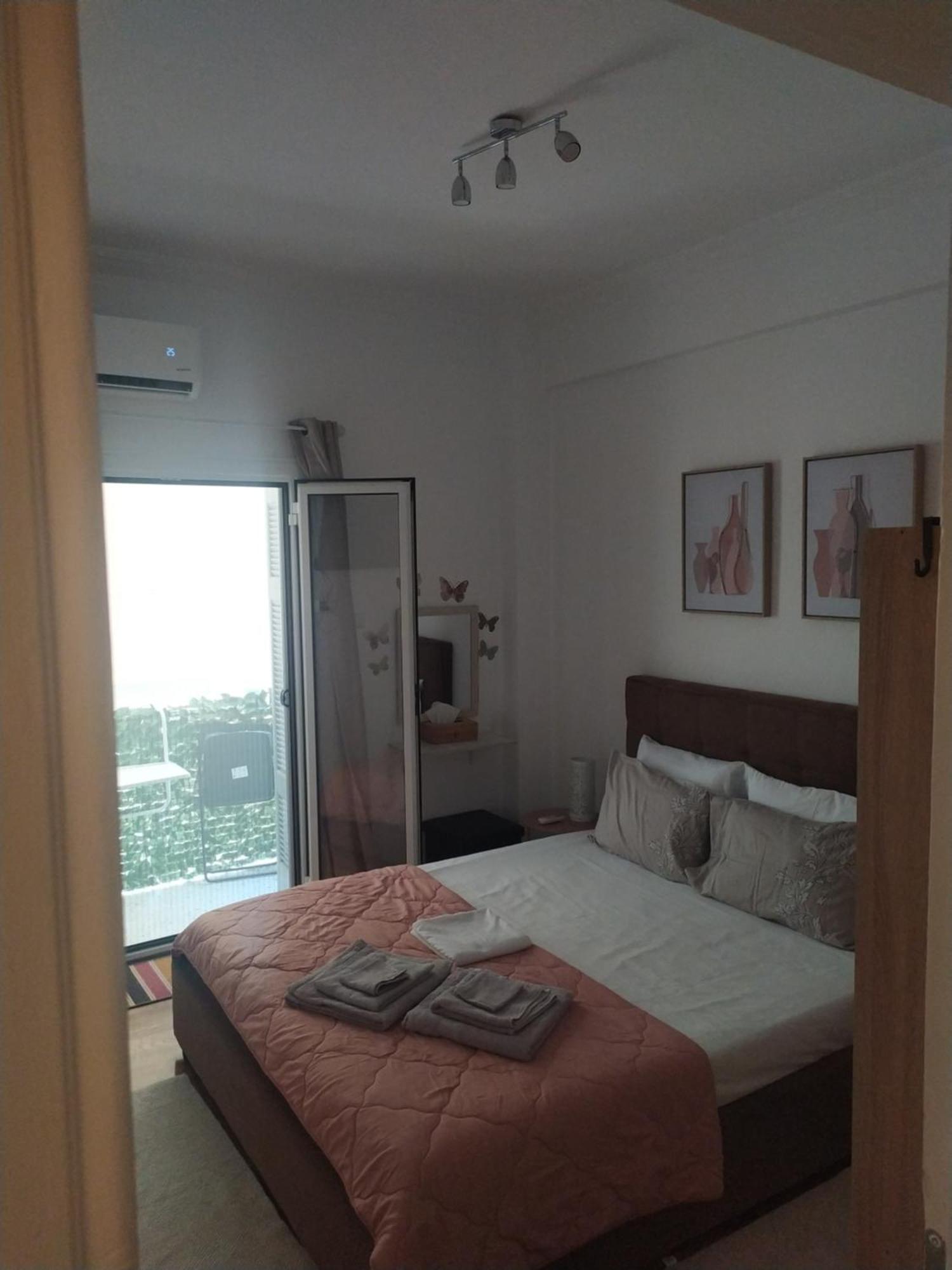 Beautiful Apartment In Athens. ภายนอก รูปภาพ