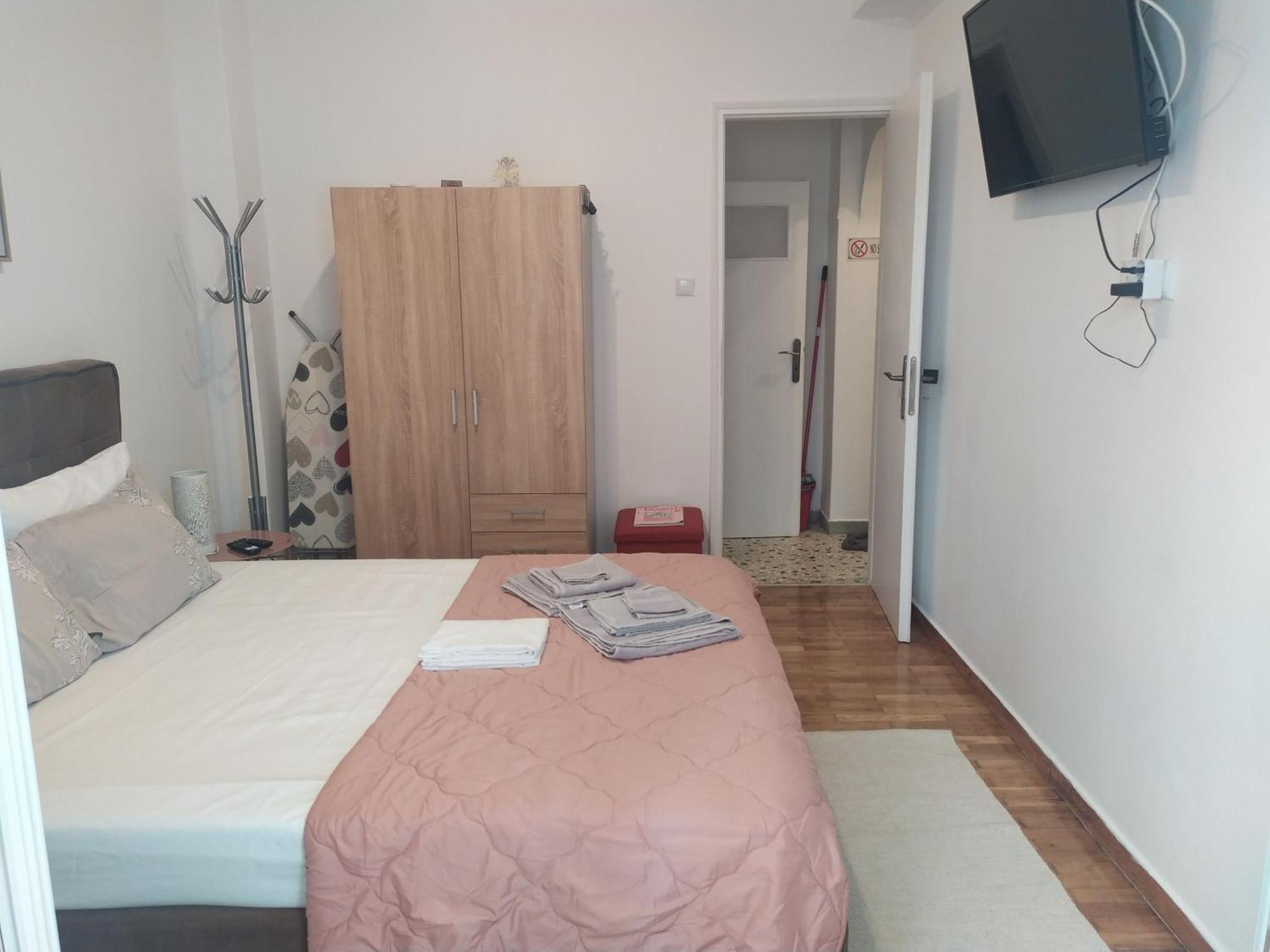 Beautiful Apartment In Athens. ภายนอก รูปภาพ